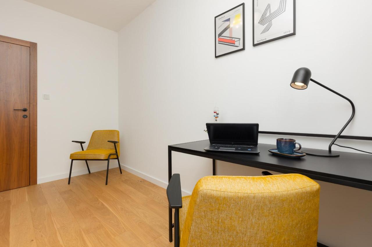 Trendy & Spacious 3-Room Apartament Warsaw Wilanow By Noclegi Renters Exterior foto